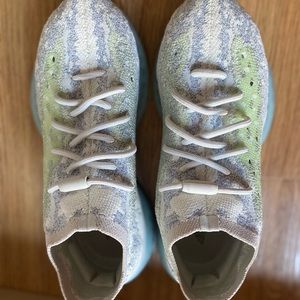 YEEZY BOOST 380 SZ 7US MEN